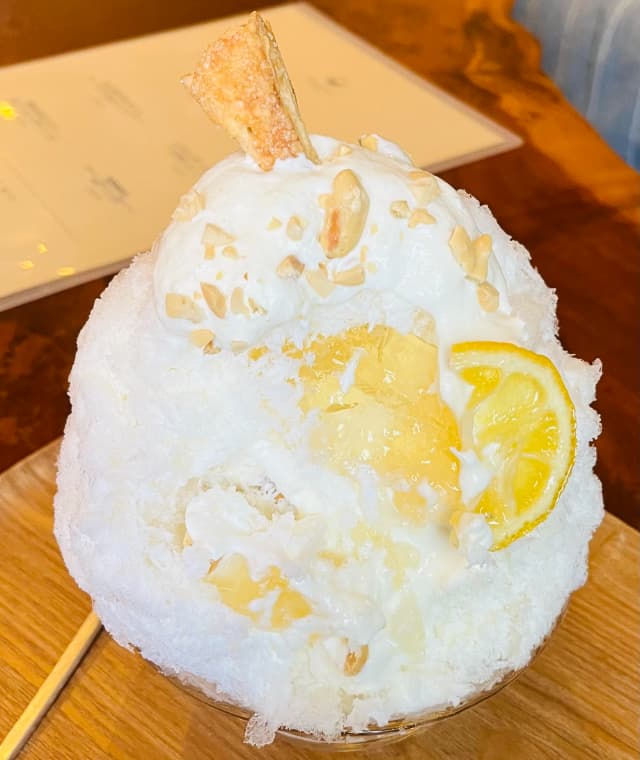 レアチーズ檸檬氷断面