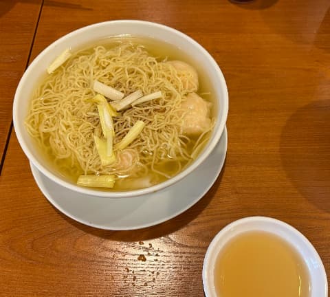 海老ワンタン麺
