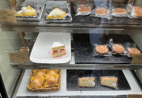 お菓子屋シュルツショーケース