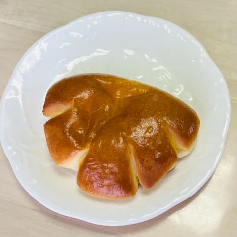 濃厚クリームパン