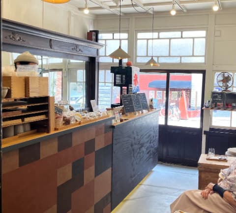 茶箱店内