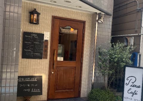 ピアーズカフェ外観