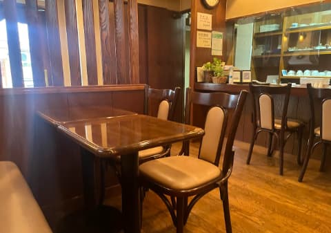 ピアーズカフェ店内2